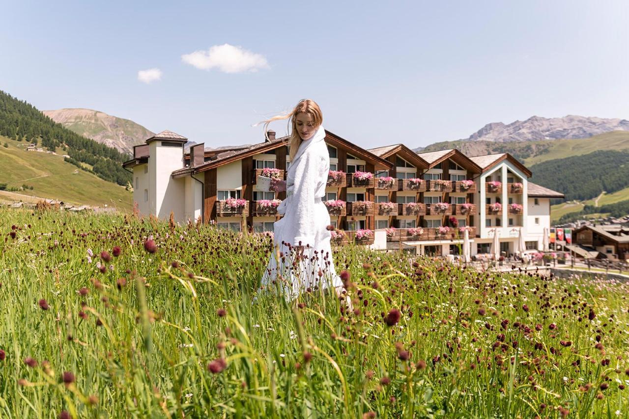 Salin & Mountain Hotel