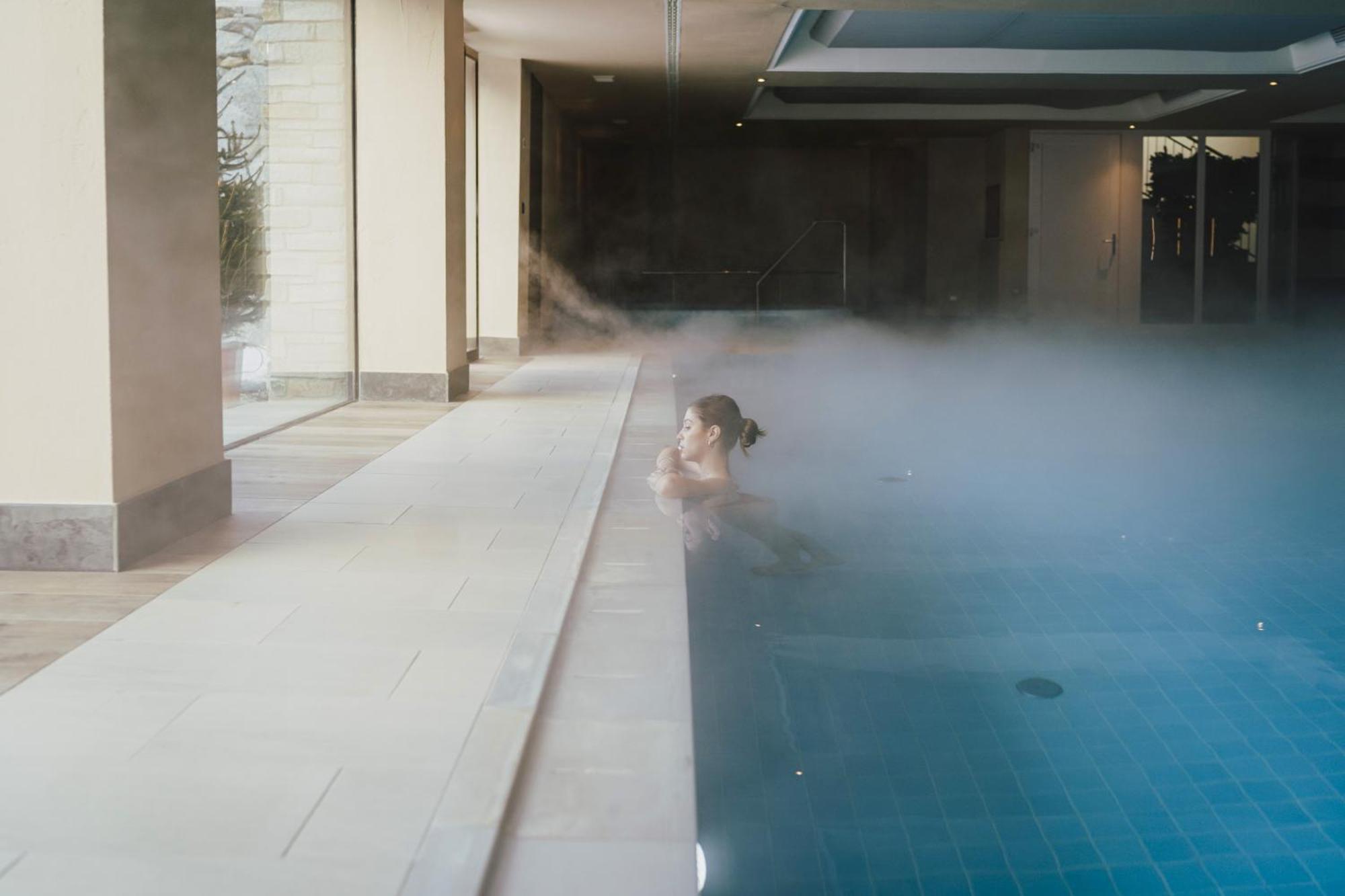 Salin & Mountain Hotel 4*