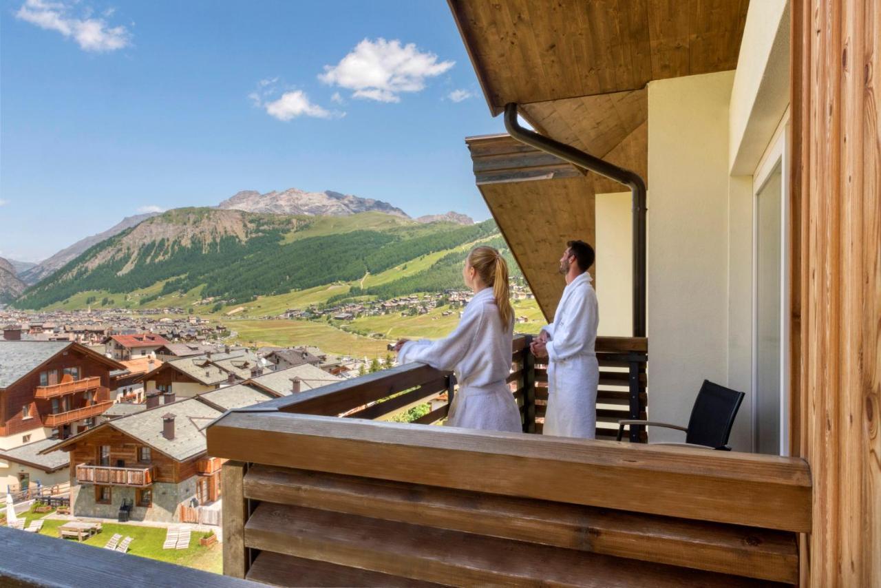 Salin & Mountain